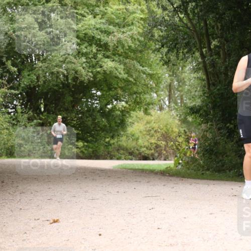 30.08.2026 - Elbe Triathlon Hamburg Antke Förster http://msf.ph/oto/10105923 30.08.2026 12:17:24 Laufen 541 meine-sportfotos.de