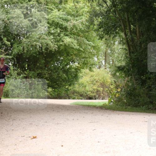 30.08.2026 - Elbe Triathlon Hamburg Antke Förster http://msf.ph/oto/10105945 30.08.2026 12:17:39 Laufen 1635 meine-sportfotos.de