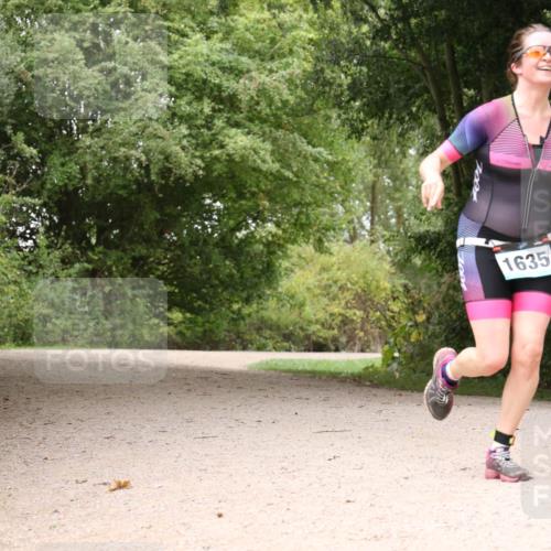 30.08.2026 - Elbe Triathlon Hamburg Antke Förster http://msf.ph/oto/10105955 30.08.2026 12:17:44 Laufen 1635, 200 meine-sportfotos.de