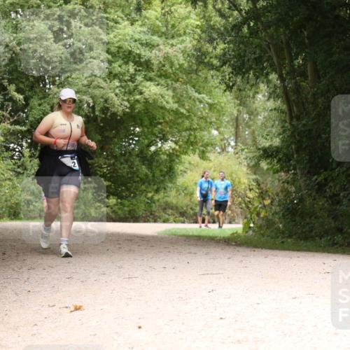 30.08.2026 - Elbe Triathlon Hamburg Antke Förster http://msf.ph/oto/10105961 30.08.2026 12:18:07 Laufen 2 meine-sportfotos.de