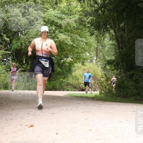 30.08.2026 - Elbe Triathlon Hamburg Antke Förster http://msf.ph/oto/10105963 30.08.2026 12:18:07 Laufen 62 meine-sportfotos.de