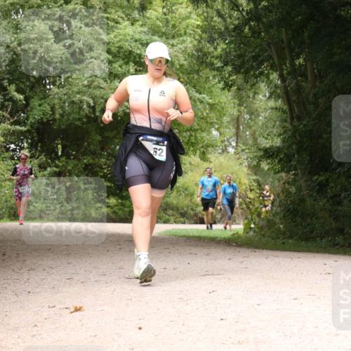 30.08.2026 - Elbe Triathlon Hamburg Antke Förster http://msf.ph/oto/10105965 30.08.2026 12:18:08 Laufen 1673, 62 meine-sportfotos.de