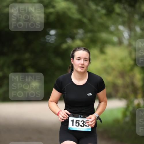 30.08.2026 - Elbe Triathlon Hamburg Antke Förster http://msf.ph/oto/10105992 30.08.2026 12:12:42 Laufen 1535 meine-sportfotos.de