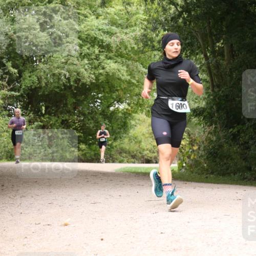 30.08.2026 - Elbe Triathlon Hamburg Antke Förster http://msf.ph/oto/10105997 30.08.2026 12:18:35 Laufen 1408, 1600 meine-sportfotos.de