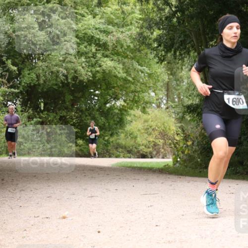 30.08.2026 - Elbe Triathlon Hamburg Antke Förster http://msf.ph/oto/10105999 30.08.2026 12:18:35 Laufen 1408, 1600 meine-sportfotos.de