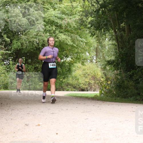 30.08.2026 - Elbe Triathlon Hamburg Antke Förster http://msf.ph/oto/10106003 30.08.2026 12:18:42 Laufen 894, 1408 meine-sportfotos.de