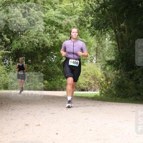 30.08.2026 - Elbe Triathlon Hamburg Antke Förster http://msf.ph/oto/10106005 30.08.2026 12:18:43 Laufen 894, 1408 meine-sportfotos.de