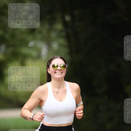 30.08.2026 - Elbe Triathlon Hamburg Antke Förster http://msf.ph/oto/10106012 30.08.2026 12:12:56 Laufen 1498 meine-sportfotos.de