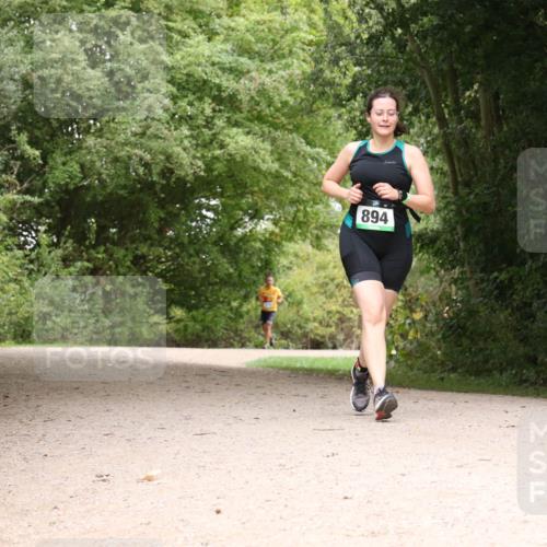 30.08.2026 - Elbe Triathlon Hamburg Antke Förster http://msf.ph/oto/10106017 30.08.2026 12:18:49 Laufen 894 meine-sportfotos.de