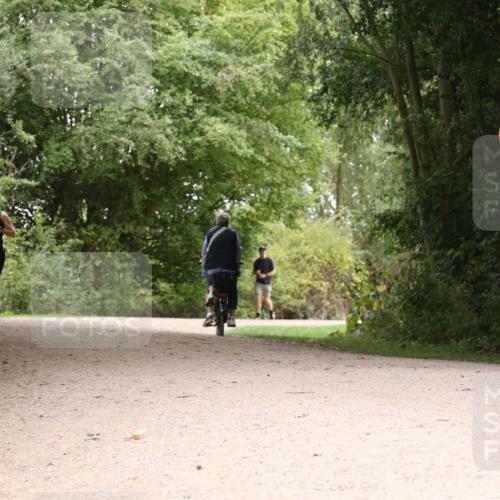 30.08.2026 - Elbe Triathlon Hamburg Antke Förster http://msf.ph/oto/10106031 30.08.2026 12:19:05 Laufen 1235, 06 meine-sportfotos.de