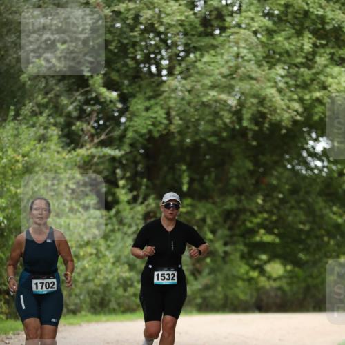 30.08.2026 - Elbe Triathlon Hamburg Antke Förster http://msf.ph/oto/10106040 30.08.2026 12:13:20 Laufen 1532, 1702 meine-sportfotos.de