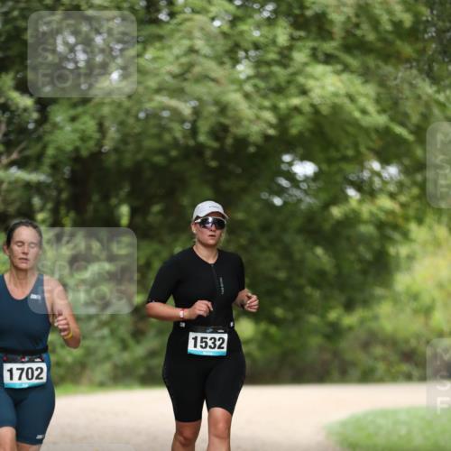 30.08.2026 - Elbe Triathlon Hamburg Antke Förster http://msf.ph/oto/10106044 30.08.2026 12:13:22 Laufen 1532, 1702 meine-sportfotos.de