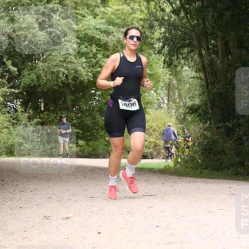 30.08.2026 - Elbe Triathlon Hamburg Antke Förster http://msf.ph/oto/10106045 30.08.2026 12:19:11 Laufen 606 meine-sportfotos.de