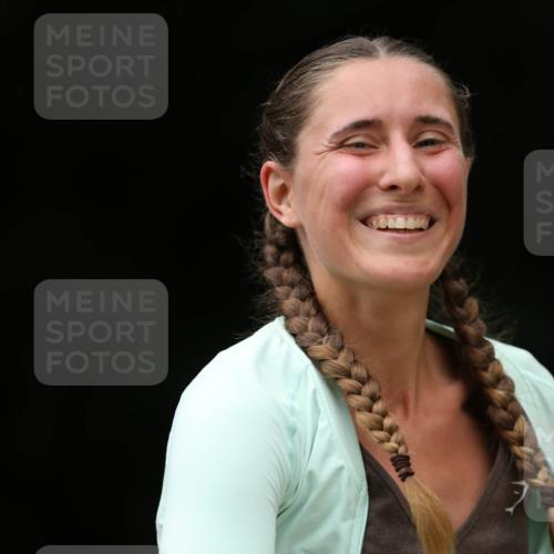 30.08.2026 - Elbe Triathlon Hamburg Antke Förster http://msf.ph/oto/10106086 30.08.2026 12:13:44 Laufen  meine-sportfotos.de