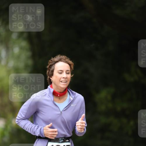 30.08.2026 - Elbe Triathlon Hamburg Antke Förster http://msf.ph/oto/10106130 30.08.2026 12:14:30 Laufen 1647 meine-sportfotos.de