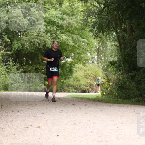 30.08.2026 - Elbe Triathlon Hamburg Antke Förster http://msf.ph/oto/10106131 30.08.2026 12:20:46 Laufen 1622, 16 meine-sportfotos.de
