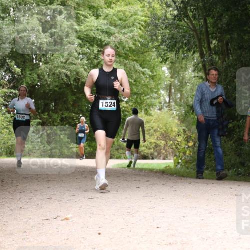 30.08.2026 - Elbe Triathlon Hamburg Antke Förster http://msf.ph/oto/10106183 30.08.2026 12:21:41 Laufen 1602, 1524 meine-sportfotos.de
