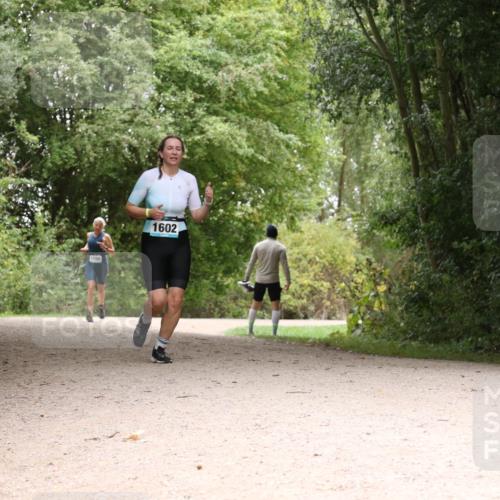 30.08.2026 - Elbe Triathlon Hamburg Antke Förster http://msf.ph/oto/10106189 30.08.2026 12:21:44 Laufen 1700, 1602 meine-sportfotos.de