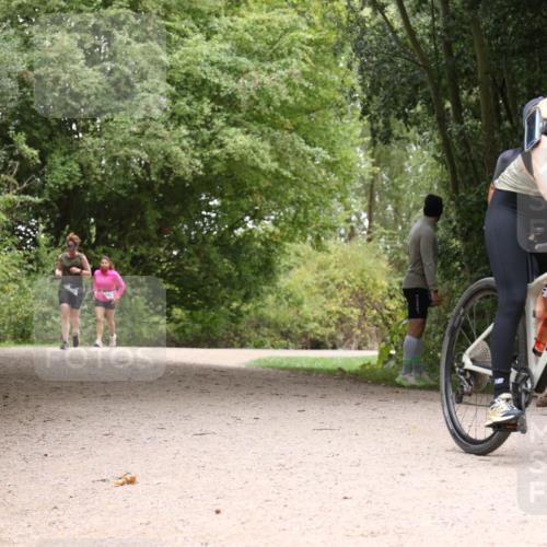 30.08.2026 - Elbe Triathlon Hamburg Antke Förster http://msf.ph/oto/10106213 30.08.2026 12:22:02 Laufen  meine-sportfotos.de