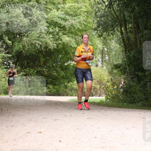 30.08.2026 - Elbe Triathlon Hamburg Antke Förster http://msf.ph/oto/10106249 30.08.2026 12:22:34 Laufen 1618, 585 meine-sportfotos.de