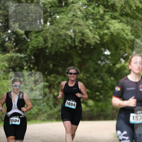 30.08.2026 - Elbe Triathlon Hamburg Antke Förster http://msf.ph/oto/10106272 30.08.2026 12:16:35 Laufen 1504, 1694, 153 meine-sportfotos.de