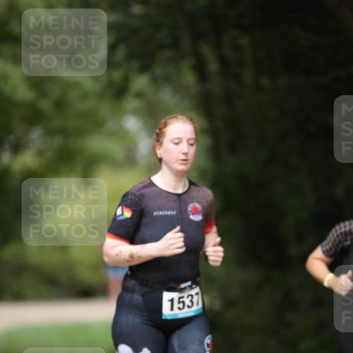 30.08.2026 - Elbe Triathlon Hamburg Antke Förster http://msf.ph/oto/10106274 30.08.2026 12:16:36 Laufen 1531 meine-sportfotos.de