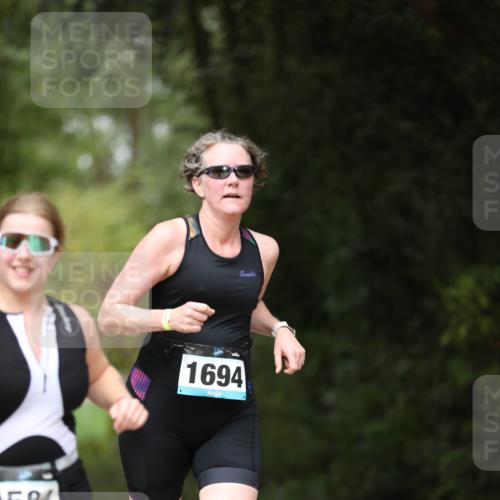 30.08.2026 - Elbe Triathlon Hamburg Antke Förster http://msf.ph/oto/10106280 30.08.2026 12:16:39 Laufen 1504, 1694 meine-sportfotos.de
