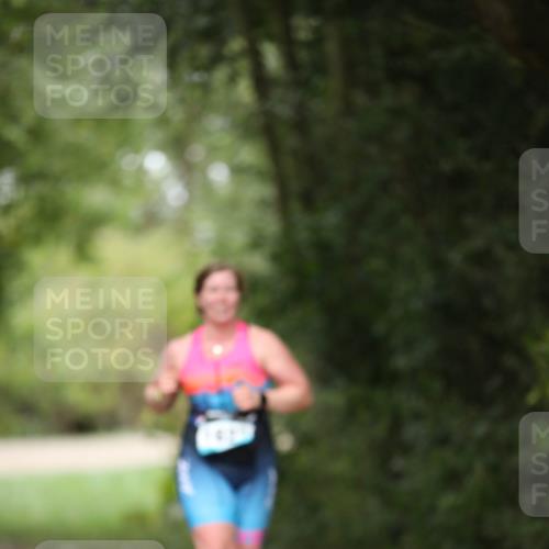 30.08.2026 - Elbe Triathlon Hamburg Antke Förster http://msf.ph/oto/10106290 30.08.2026 12:16:50 Laufen  meine-sportfotos.de