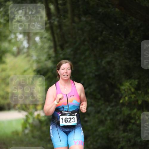 30.08.2026 - Elbe Triathlon Hamburg Antke Förster http://msf.ph/oto/10106292 30.08.2026 12:16:50 Laufen 1001, 1623 meine-sportfotos.de