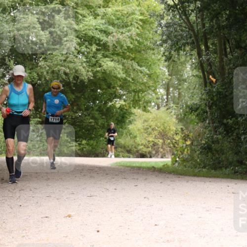 30.08.2026 - Elbe Triathlon Hamburg Antke Förster http://msf.ph/oto/10106295 30.08.2026 12:23:04 Laufen 1714 meine-sportfotos.de
