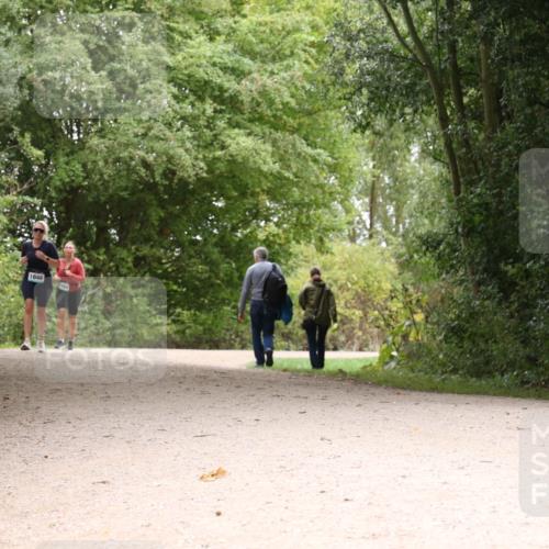 30.08.2026 - Elbe Triathlon Hamburg Antke Förster http://msf.ph/oto/10106319 30.08.2026 12:23:22 Laufen 1646 meine-sportfotos.de