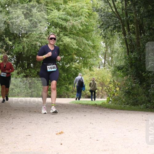30.08.2026 - Elbe Triathlon Hamburg Antke Förster http://msf.ph/oto/10106323 30.08.2026 12:23:29 Laufen 1484, 1646 meine-sportfotos.de