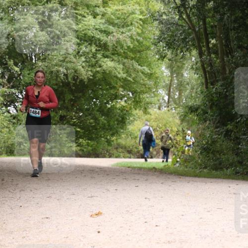 30.08.2026 - Elbe Triathlon Hamburg Antke Förster http://msf.ph/oto/10106331 30.08.2026 12:23:32 Laufen 1484, 1, 164 meine-sportfotos.de