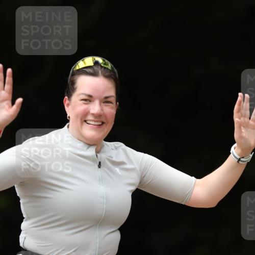 30.08.2026 - Elbe Triathlon Hamburg Antke Förster http://msf.ph/oto/10106350 30.08.2026 12:17:38 Laufen 1558 meine-sportfotos.de