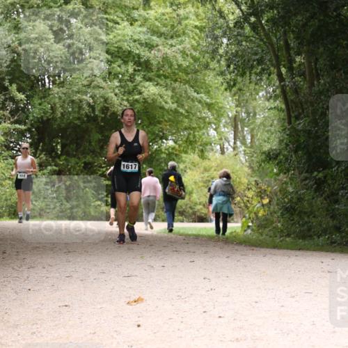 30.08.2026 - Elbe Triathlon Hamburg Antke Förster http://msf.ph/oto/10106353 30.08.2026 12:23:55 Laufen 1617, 904 meine-sportfotos.de