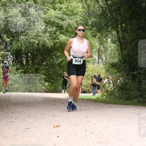 30.08.2026 - Elbe Triathlon Hamburg Antke Förster http://msf.ph/oto/10106367 30.08.2026 12:24:04 Laufen 165, 904 meine-sportfotos.de