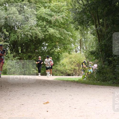 30.08.2026 - Elbe Triathlon Hamburg Antke Förster http://msf.ph/oto/10106373 30.08.2026 12:24:07 Laufen  meine-sportfotos.de