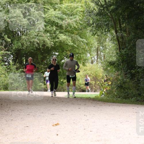 30.08.2026 - Elbe Triathlon Hamburg Antke Förster http://msf.ph/oto/10106383 30.08.2026 12:24:14 Laufen 1697, 400 meine-sportfotos.de