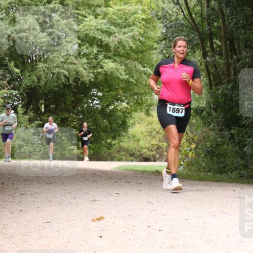 30.08.2026 - Elbe Triathlon Hamburg Antke Förster http://msf.ph/oto/10106391 30.08.2026 12:24:20 Laufen 1542, 1697 meine-sportfotos.de