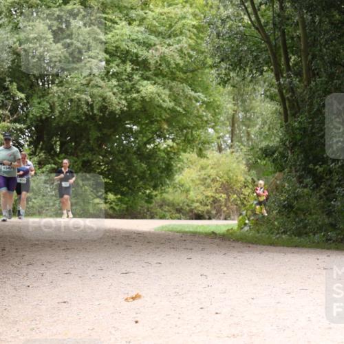 30.08.2026 - Elbe Triathlon Hamburg Antke Förster http://msf.ph/oto/10106397 30.08.2026 12:24:22 Laufen 1542, 1656 meine-sportfotos.de
