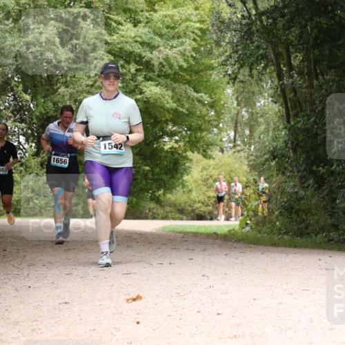 30.08.2026 - Elbe Triathlon Hamburg Antke Förster http://msf.ph/oto/10106401 30.08.2026 12:24:31 Laufen 156, 1656, 1542 meine-sportfotos.de