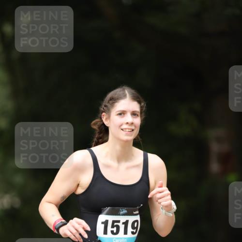 30.08.2026 - Elbe Triathlon Hamburg Antke Förster http://msf.ph/oto/10106402 30.08.2026 12:18:32 Laufen 1519 meine-sportfotos.de