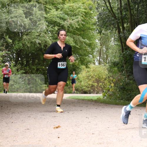 30.08.2026 - Elbe Triathlon Hamburg Antke Förster http://msf.ph/oto/10106413 30.08.2026 12:24:35 Laufen 1661, 1567, 1656 meine-sportfotos.de