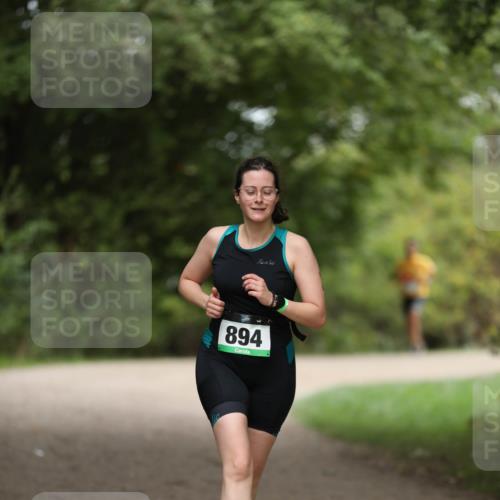 30.08.2026 - Elbe Triathlon Hamburg Antke Förster http://msf.ph/oto/10106422 30.08.2026 12:18:49 Laufen 894 meine-sportfotos.de