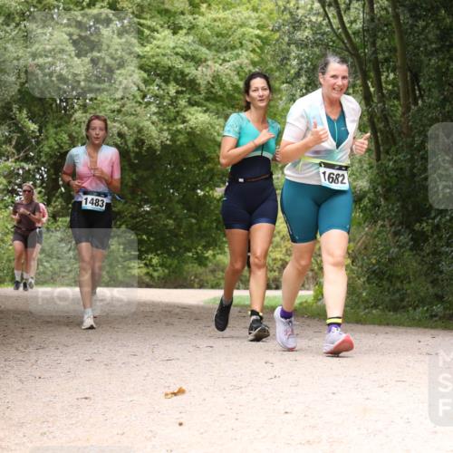 30.08.2026 - Elbe Triathlon Hamburg Antke Förster http://msf.ph/oto/10106435 30.08.2026 12:24:50 Laufen 1483, 1682 meine-sportfotos.de