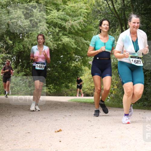 30.08.2026 - Elbe Triathlon Hamburg Antke Förster http://msf.ph/oto/10106437 30.08.2026 12:24:50 Laufen 1483, 1682 meine-sportfotos.de