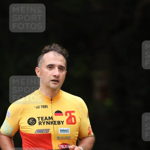 30.08.2026 - Elbe Triathlon Hamburg Antke Förster http://msf.ph/oto/10106440 30.08.2026 12:19:05 Laufen 1235 meine-sportfotos.de