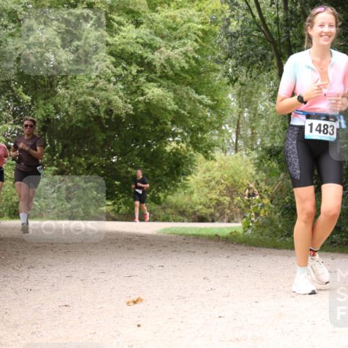 30.08.2026 - Elbe Triathlon Hamburg Antke Förster http://msf.ph/oto/10106443 30.08.2026 12:24:53 Laufen 1483 meine-sportfotos.de