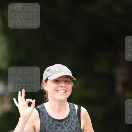 30.08.2026 - Elbe Triathlon Hamburg Antke Förster http://msf.ph/oto/10106450 30.08.2026 12:19:11 Laufen  meine-sportfotos.de