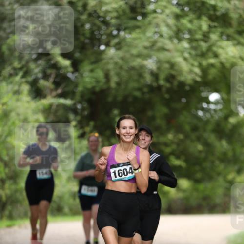 30.08.2026 - Elbe Triathlon Hamburg Antke Förster http://msf.ph/oto/10106460 30.08.2026 12:19:29 Laufen 1940, 1604 meine-sportfotos.de